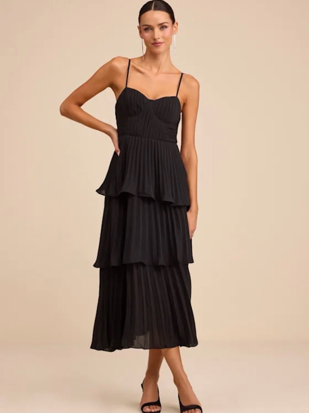 Lulu’s Black Tiered Bustier Midi Dress